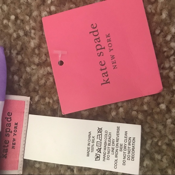 NWT Kate Spade ♠️ NEW YORK 100% Silk Scarf 🧣 - Picture 12 of 12